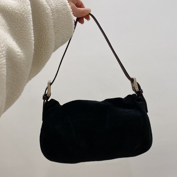 Vintage classic Fendi baguette - Picture 4 of 11